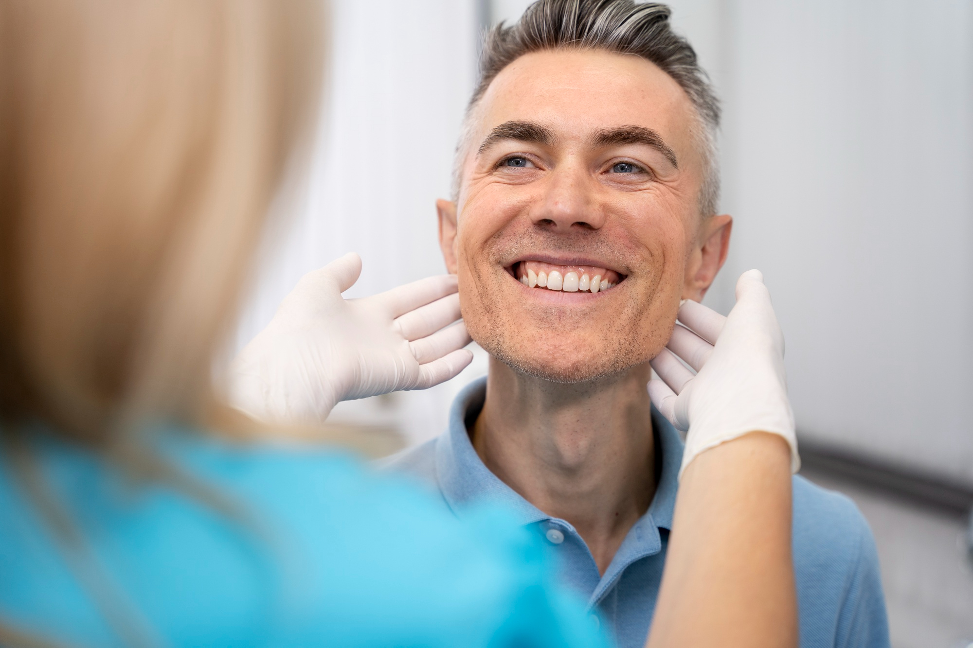 Lee más sobre el artículo Agenesia dental: qué es, qué la causa, sus síntomas y tratamientos